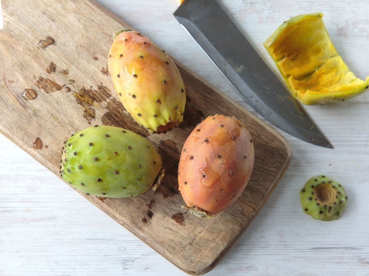 how-to-cut-cactus-pear