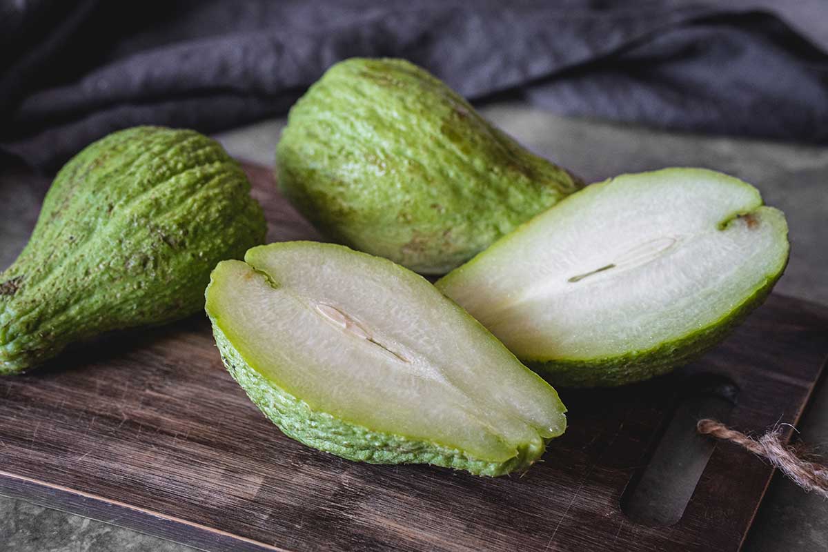 how-to-cut-chayote-squash