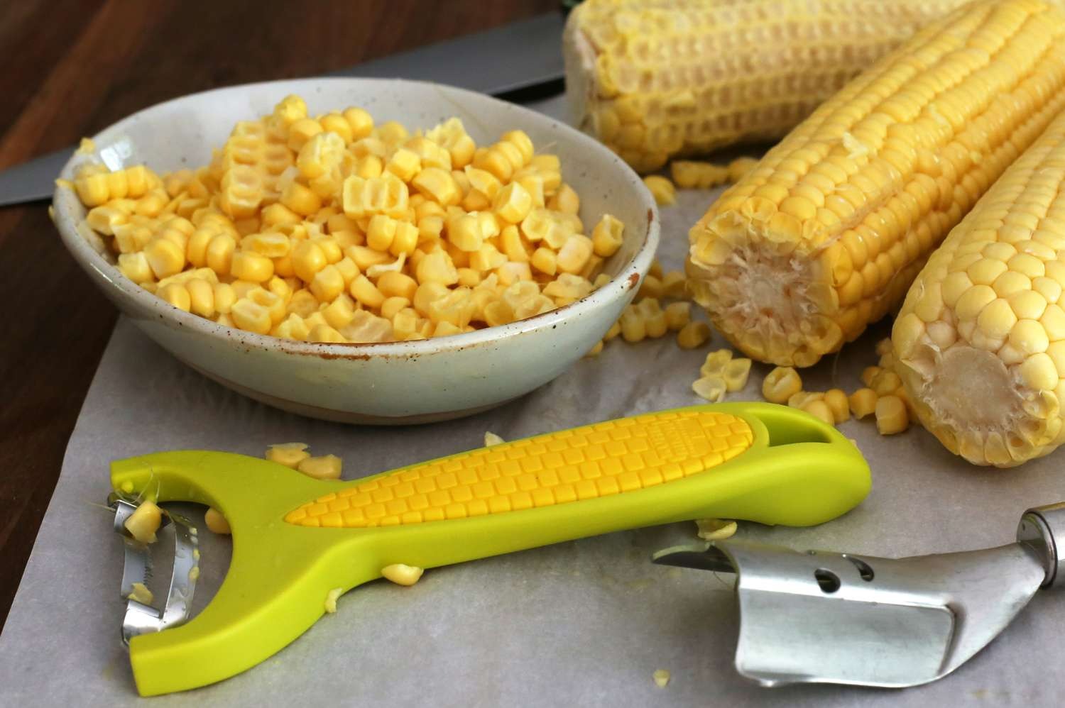 how-to-cut-corn-off-the-cob