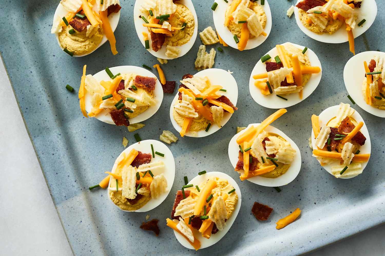how-to-cut-deviled-eggs