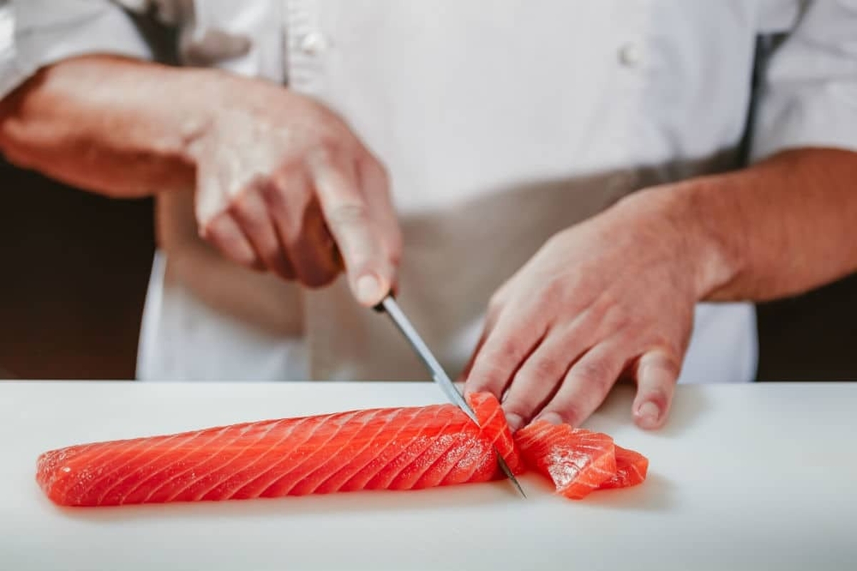 how-to-cut-fish-for-sashimi