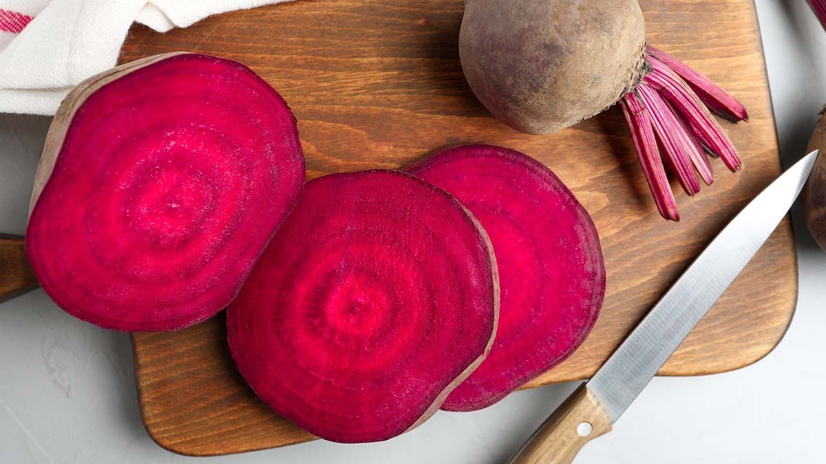 how-to-cut-fresh-beets