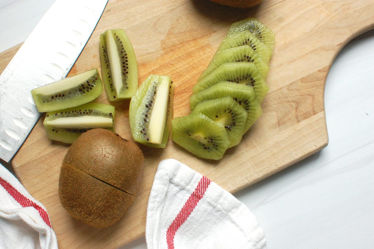 how-to-cut-kiwi-for-baby