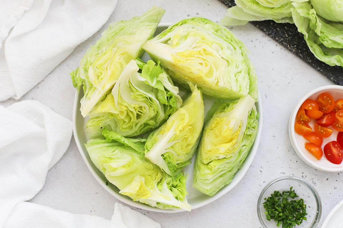 how-to-cut-lettuce-for-wedge-salad
