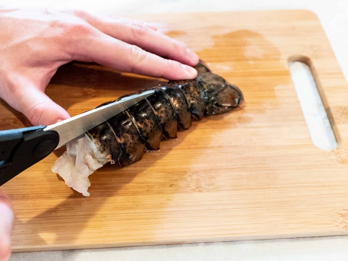 how-to-cut-lobster-tail-for-broiling