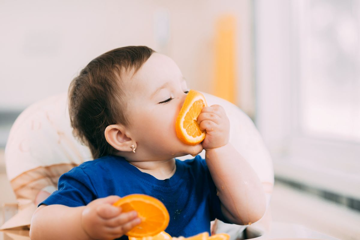 how-to-cut-orange-for-baby