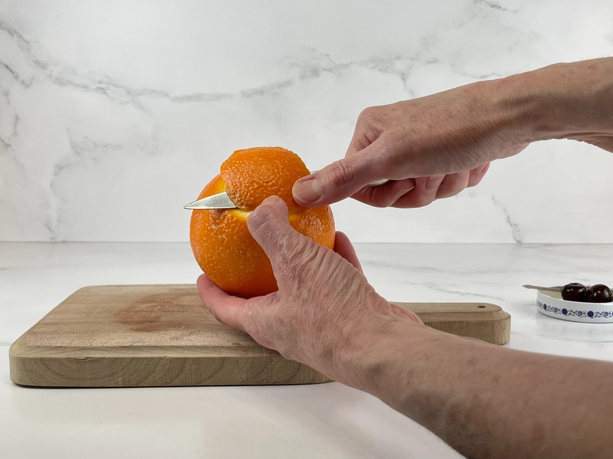 how-to-cut-orange-for-old-fashioned