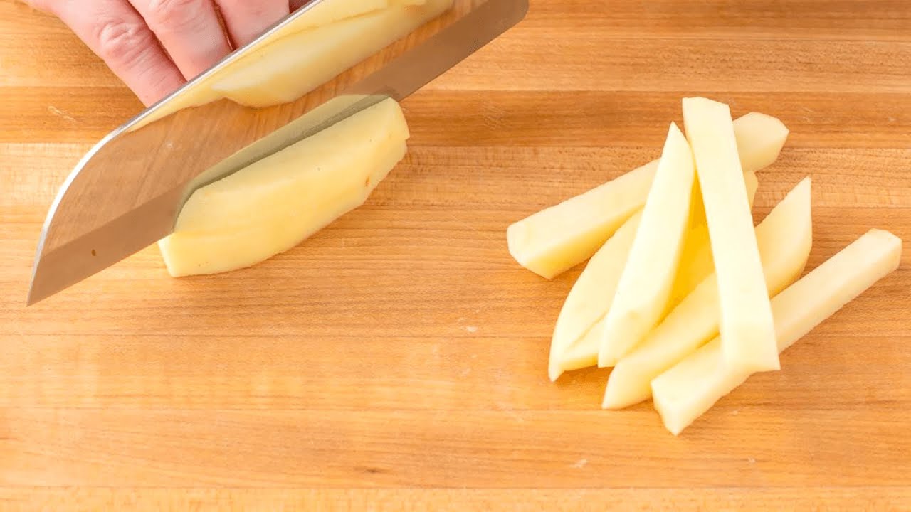 how-to-cut-potatoes-into-fries-with-knife
