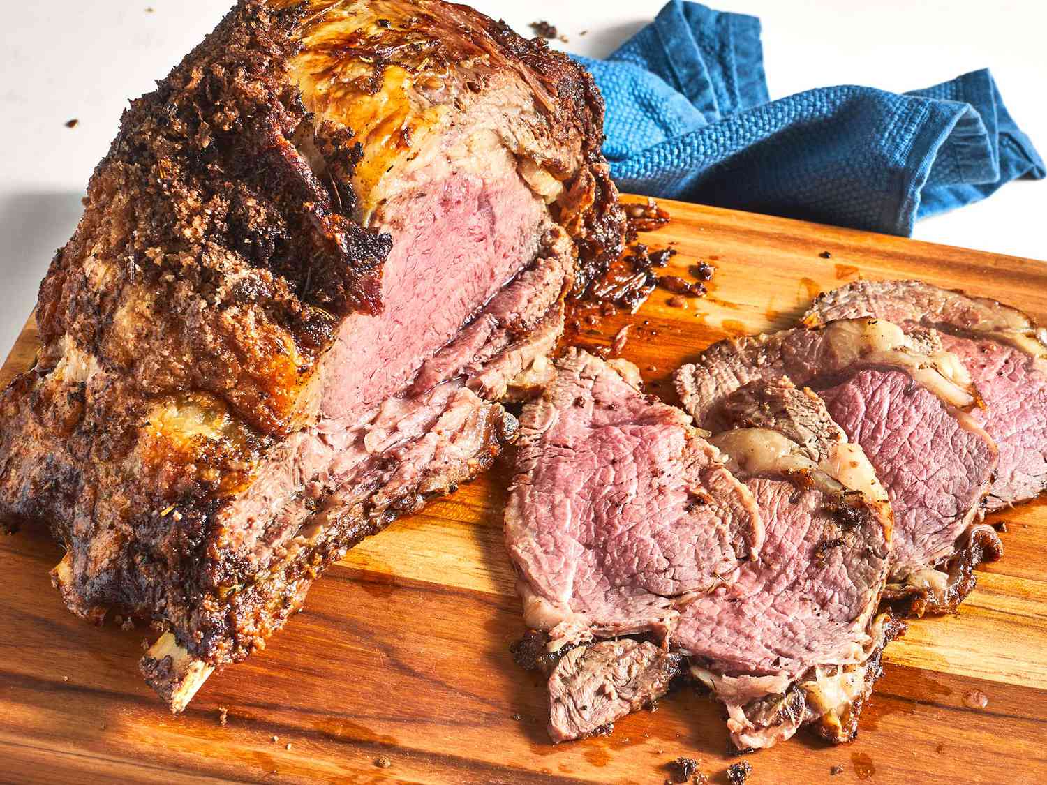 how-to-cut-prime-rib-with-bone