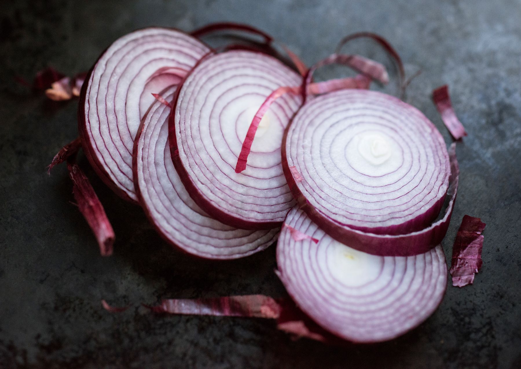 how-to-cut-purple-onion