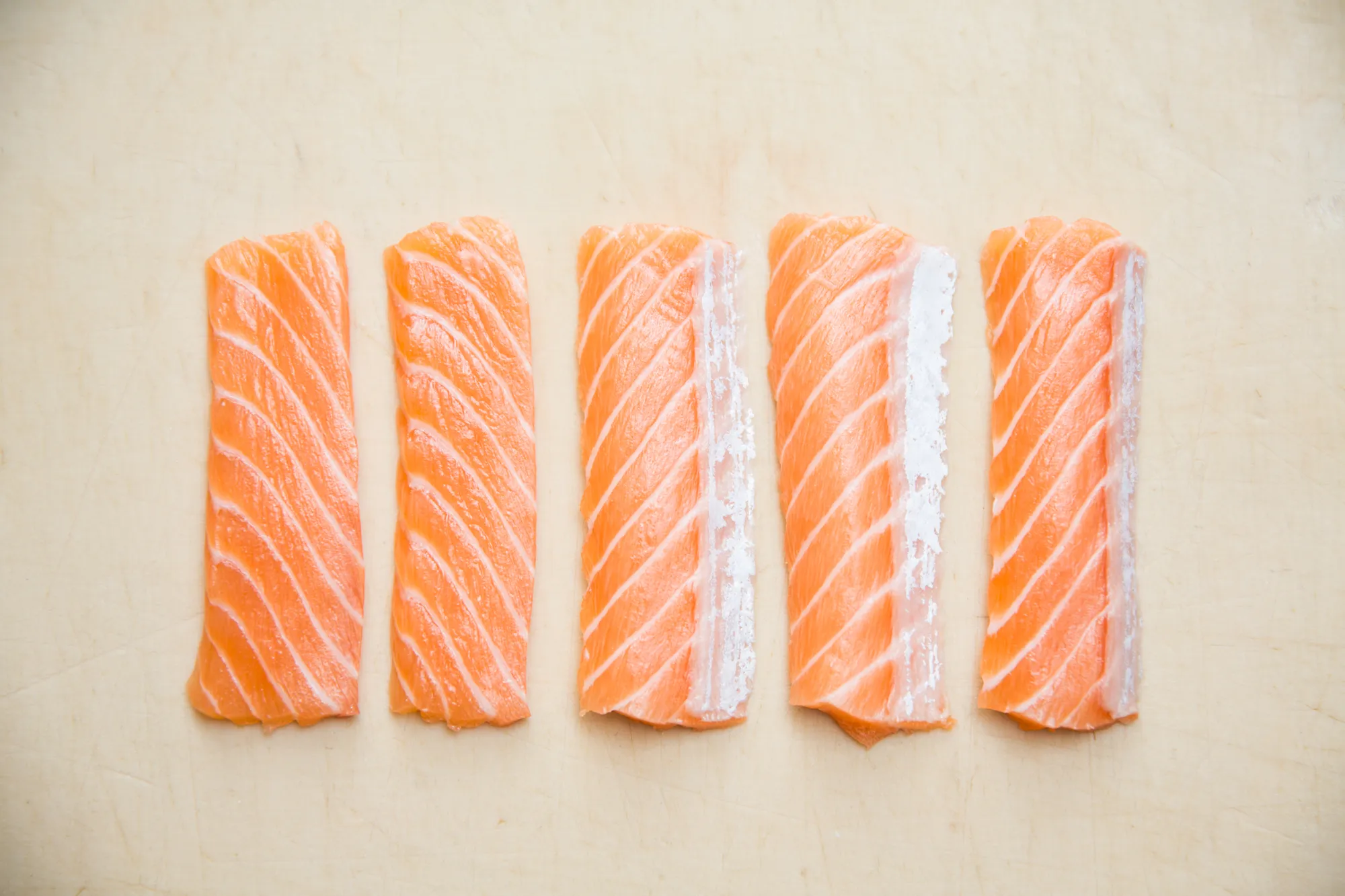 how-to-cut-raw-salmon