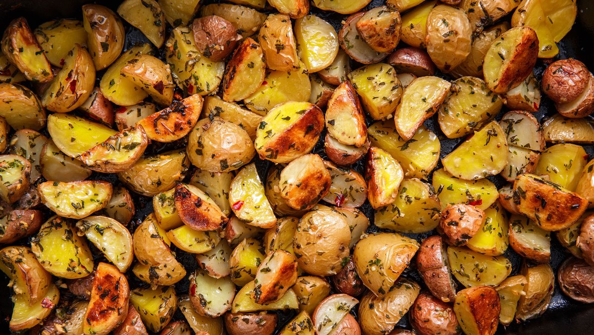 how-to-cut-red-potatoes-for-roasting