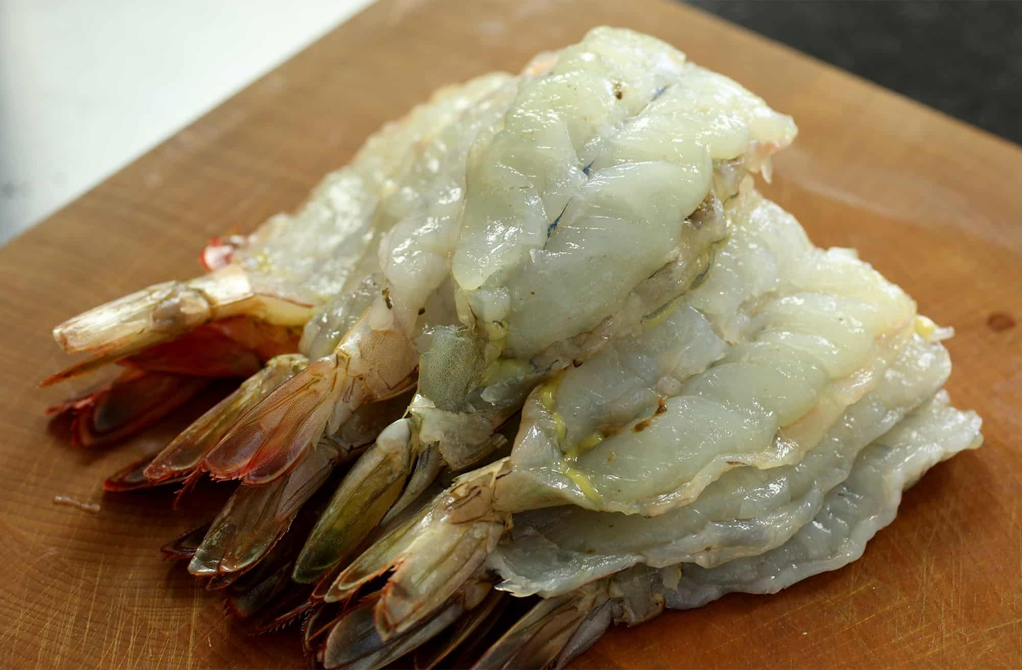 how-to-cut-shrimp