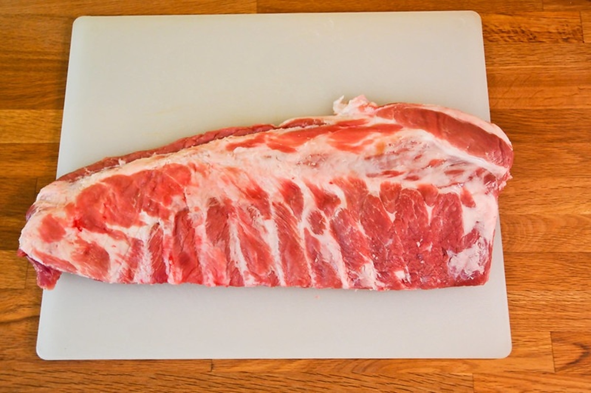 how-to-cut-spare-ribs