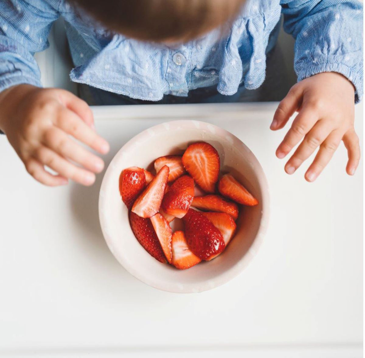 how-to-cut-strawberries-for-18-month-old
