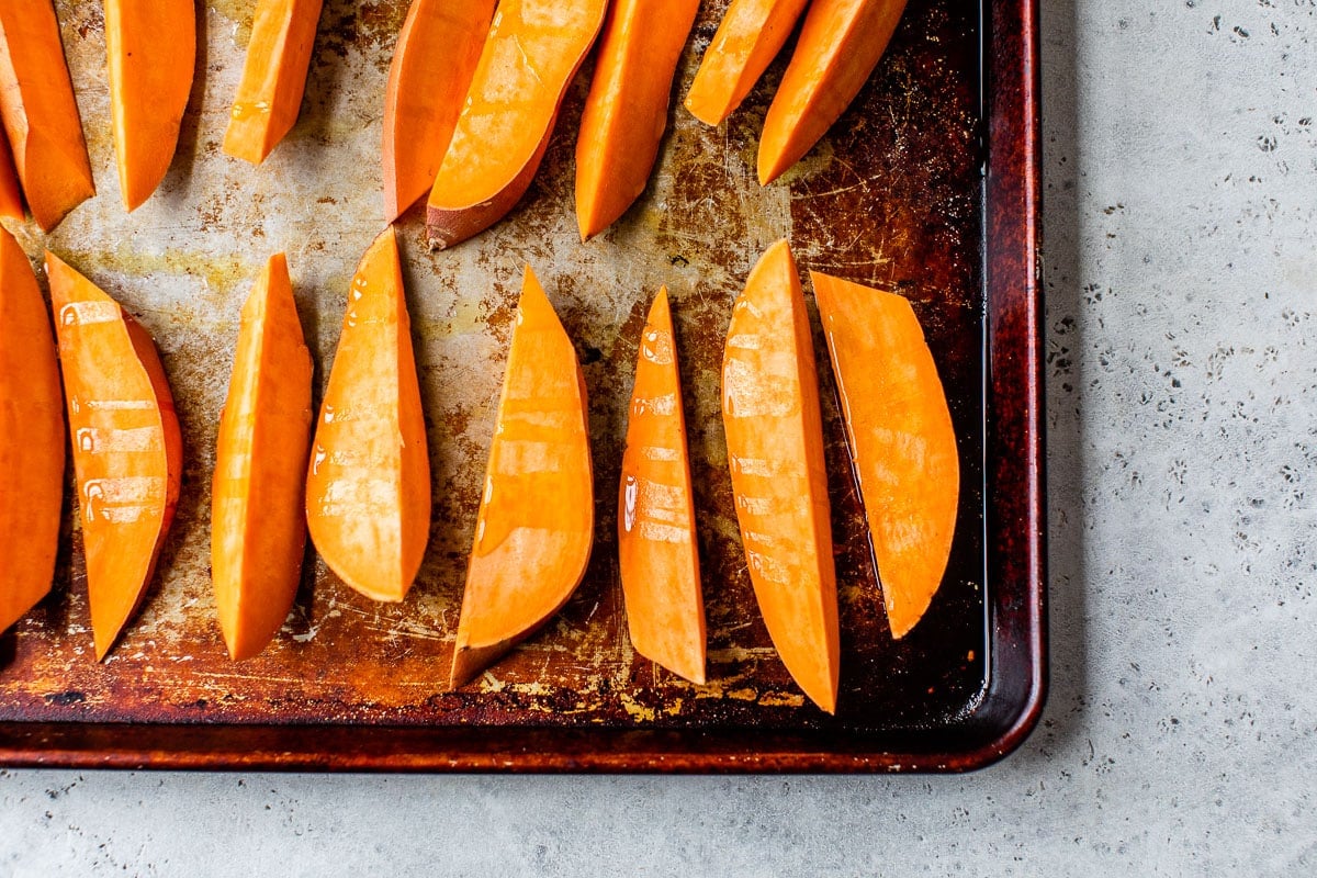 how-to-cut-sweet-potato-wedges