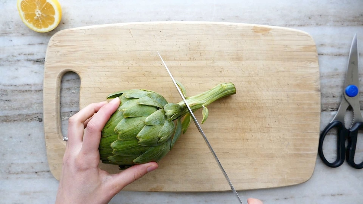 how-to-cut-up-an-artichoke