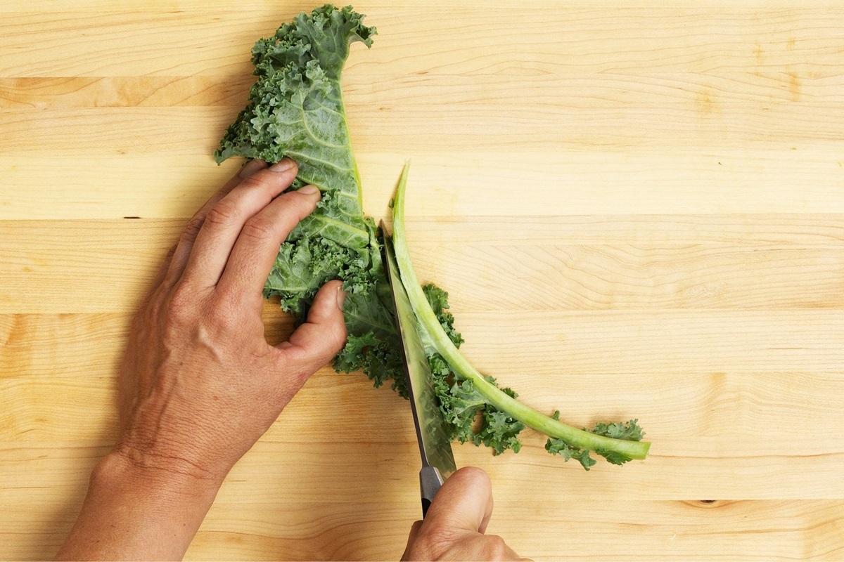 how-to-cut-up-kale