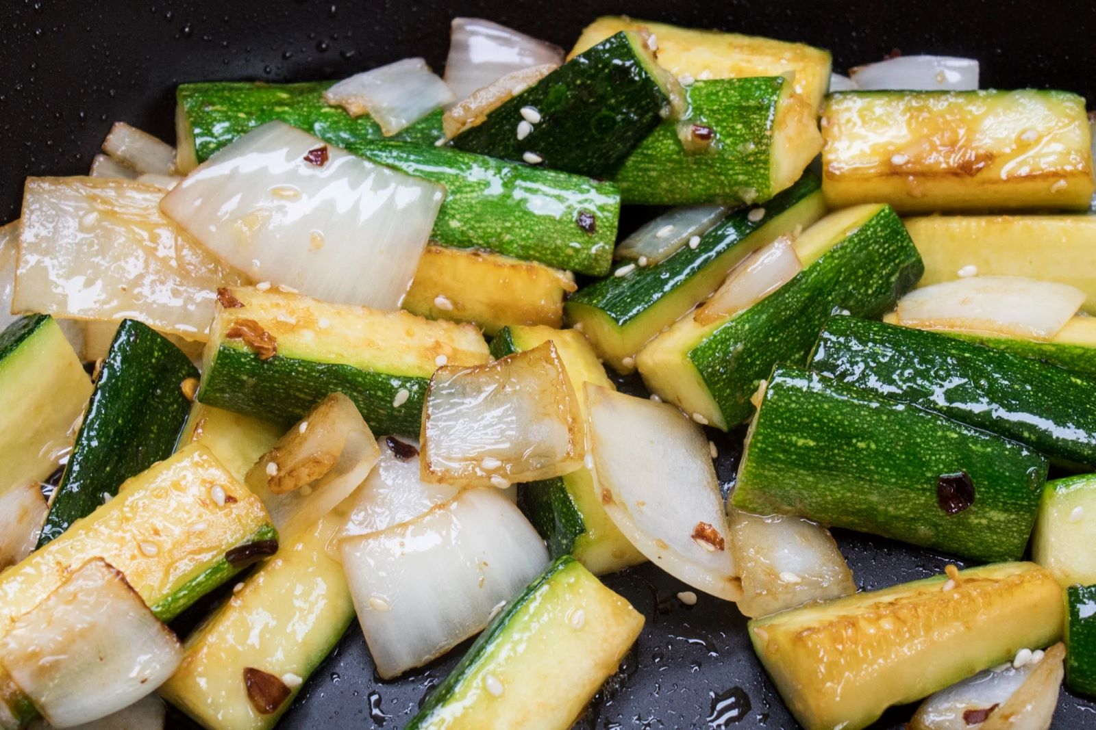 how-to-cut-zucchini-hibachi-style