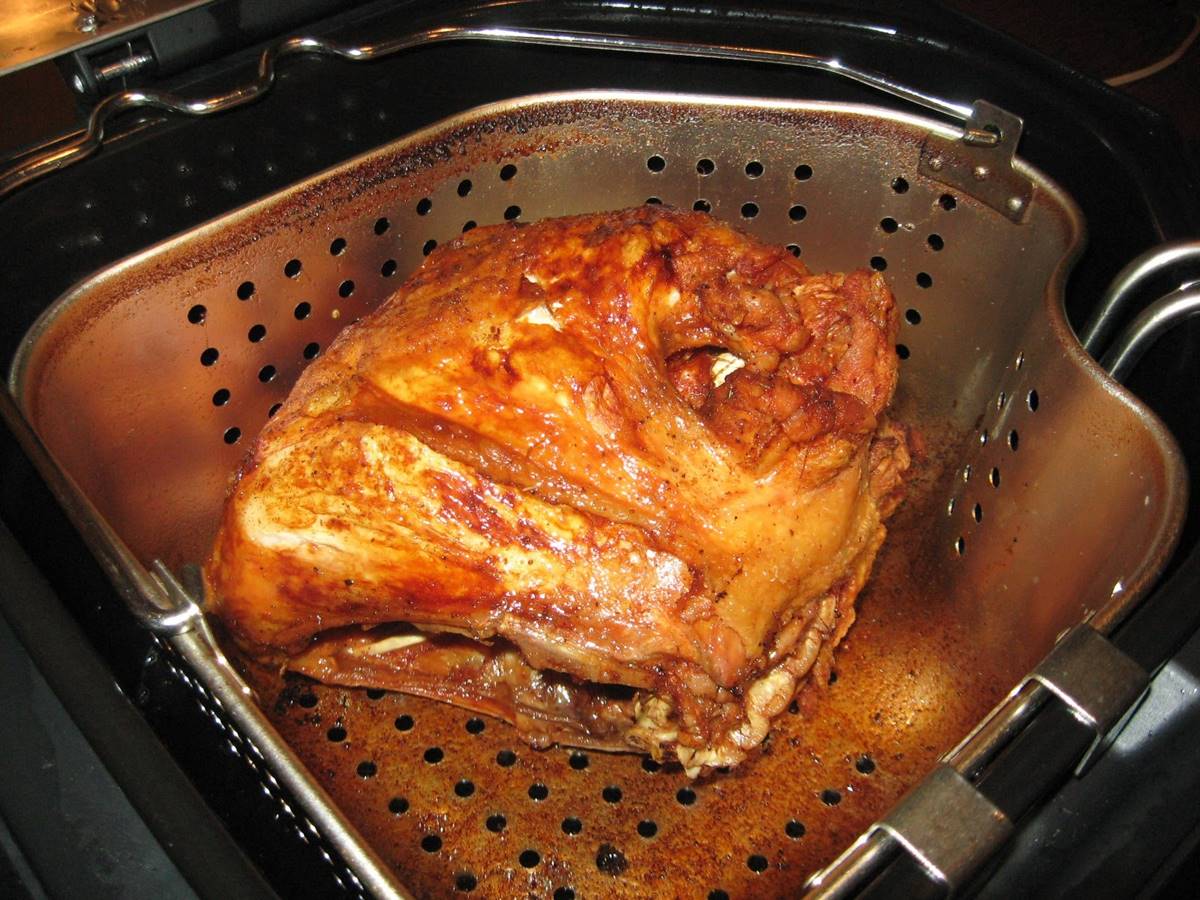 How To Fry A Turkey In A Turkey Fryer