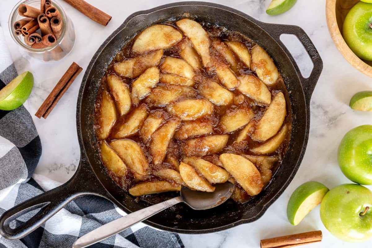 how-to-fry-apples-in-a-pan