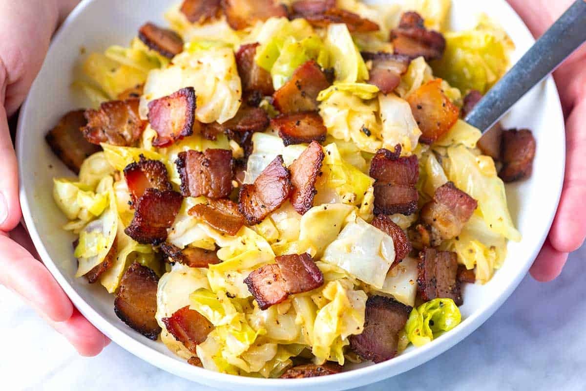 how-to-fry-cabbage-with-bacon