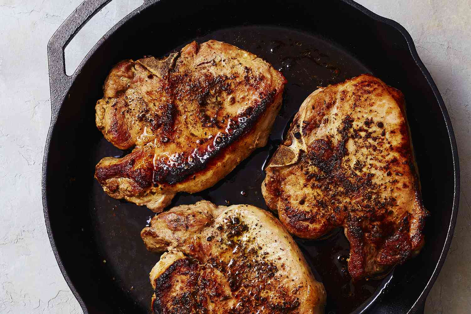 Cast Iron Skillet Pork Chops