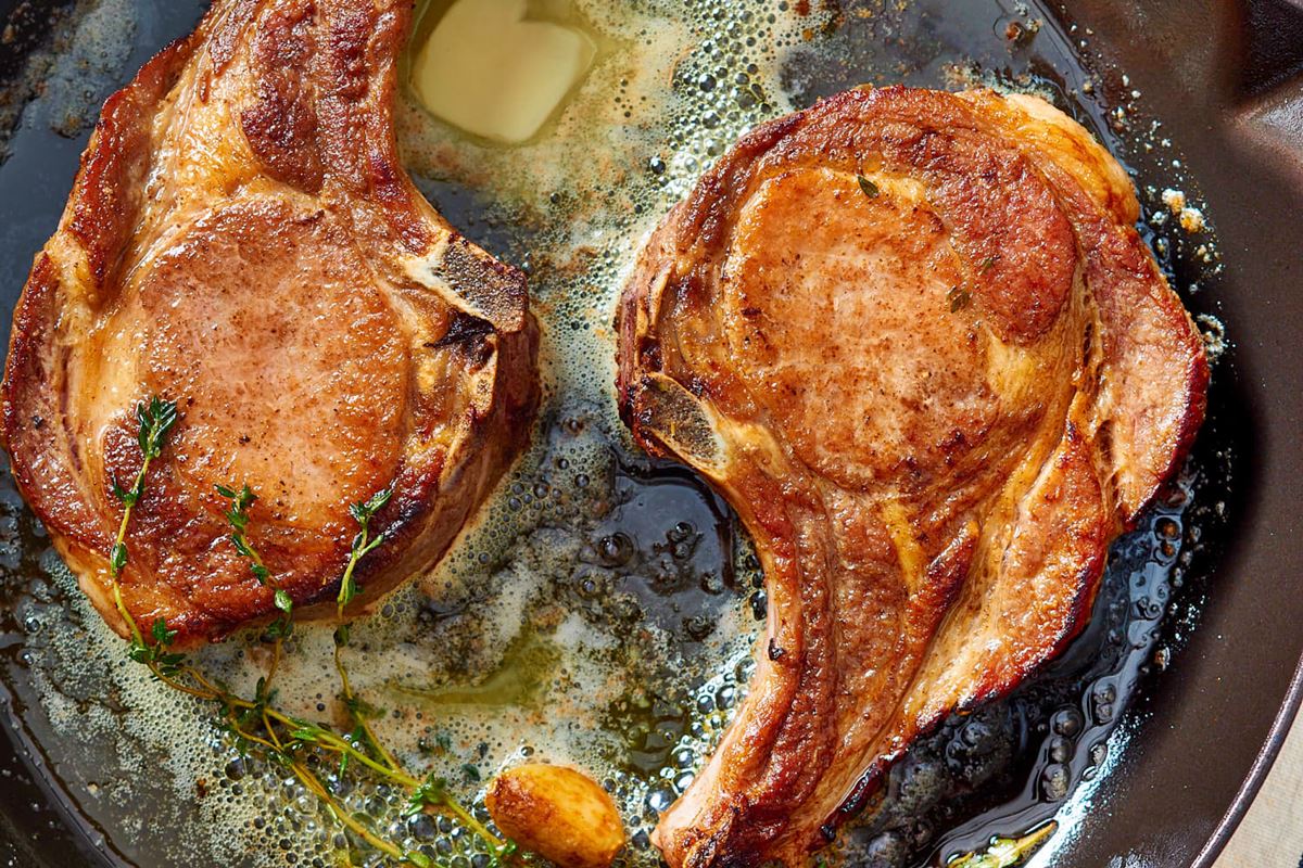 How To Fry Pork Chops On Stove Top - Recipes.net