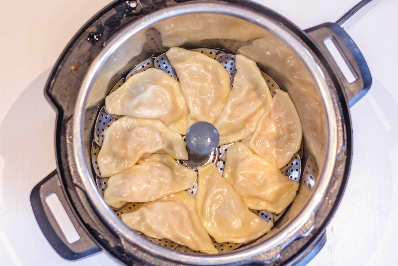 how-to-steam-dumplings-in-instant-pot-without-steamer-basket