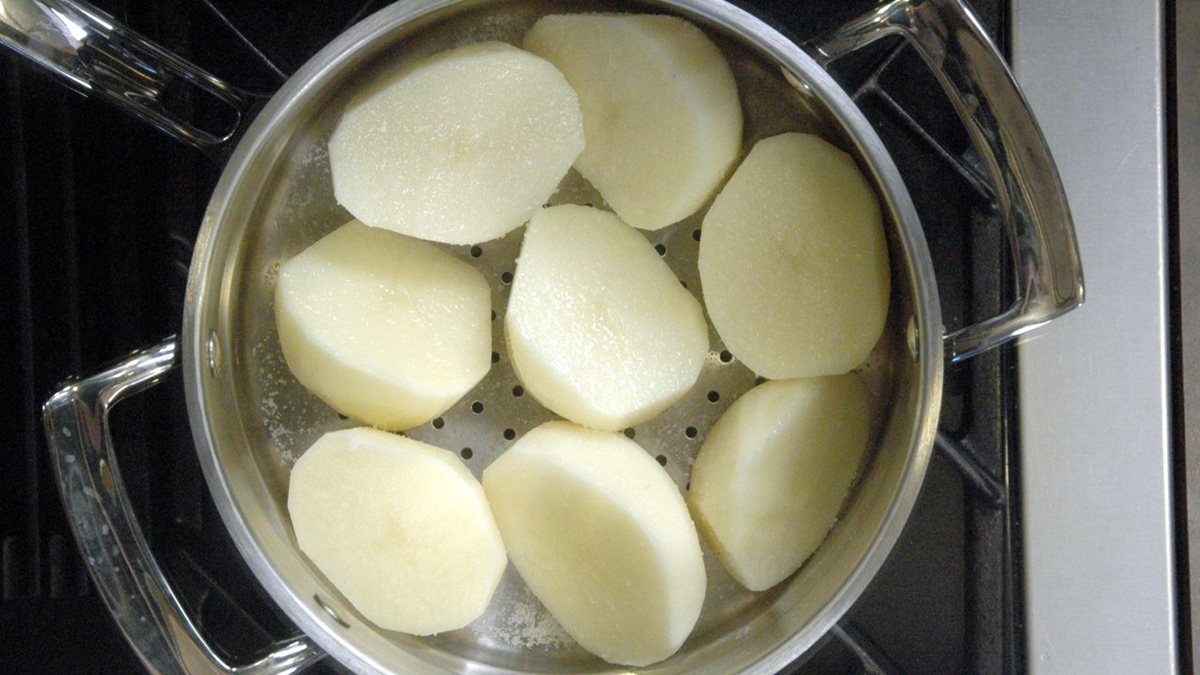 how-to-steam-potatoes-for-mashed-potatoes