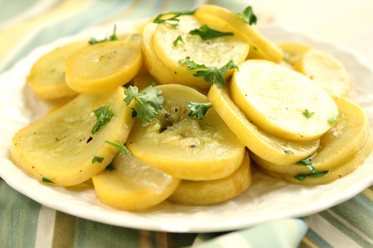 how-to-steam-summer-squash