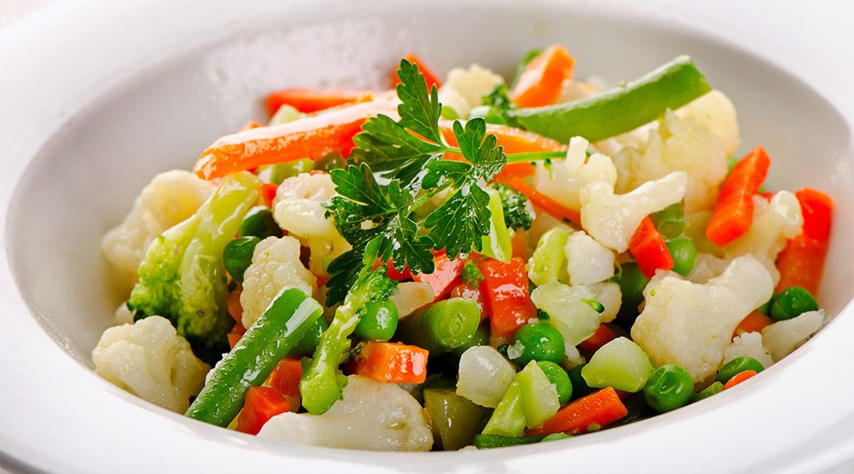 Seasonal Eating: How to Microwave Steam Vegetables