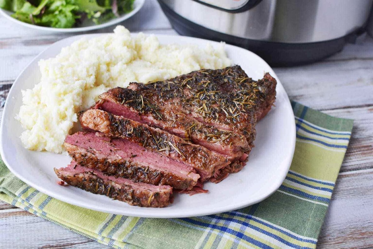 how-to-cook-a-beef-brisket-in-an-instant-pot