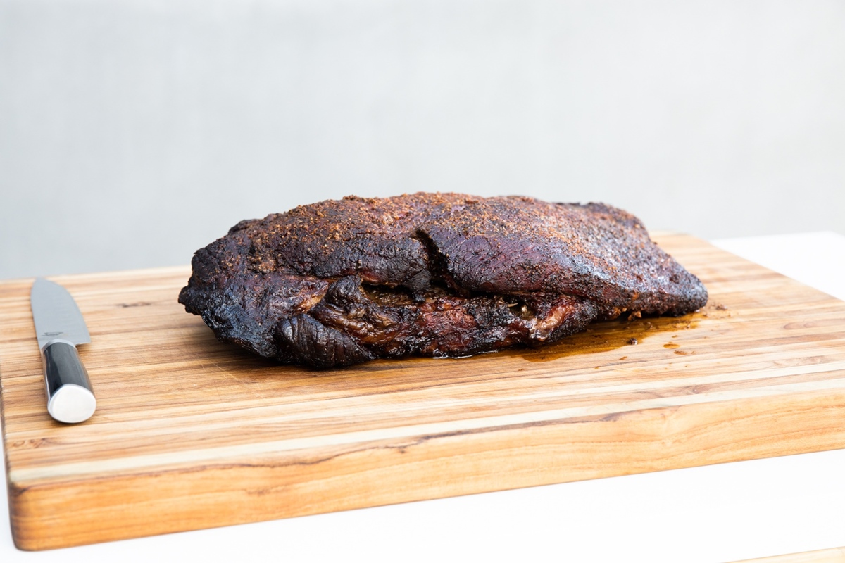 When to Wrap Brisket (5 Tips to Make it Perfect) - The Grilling Master