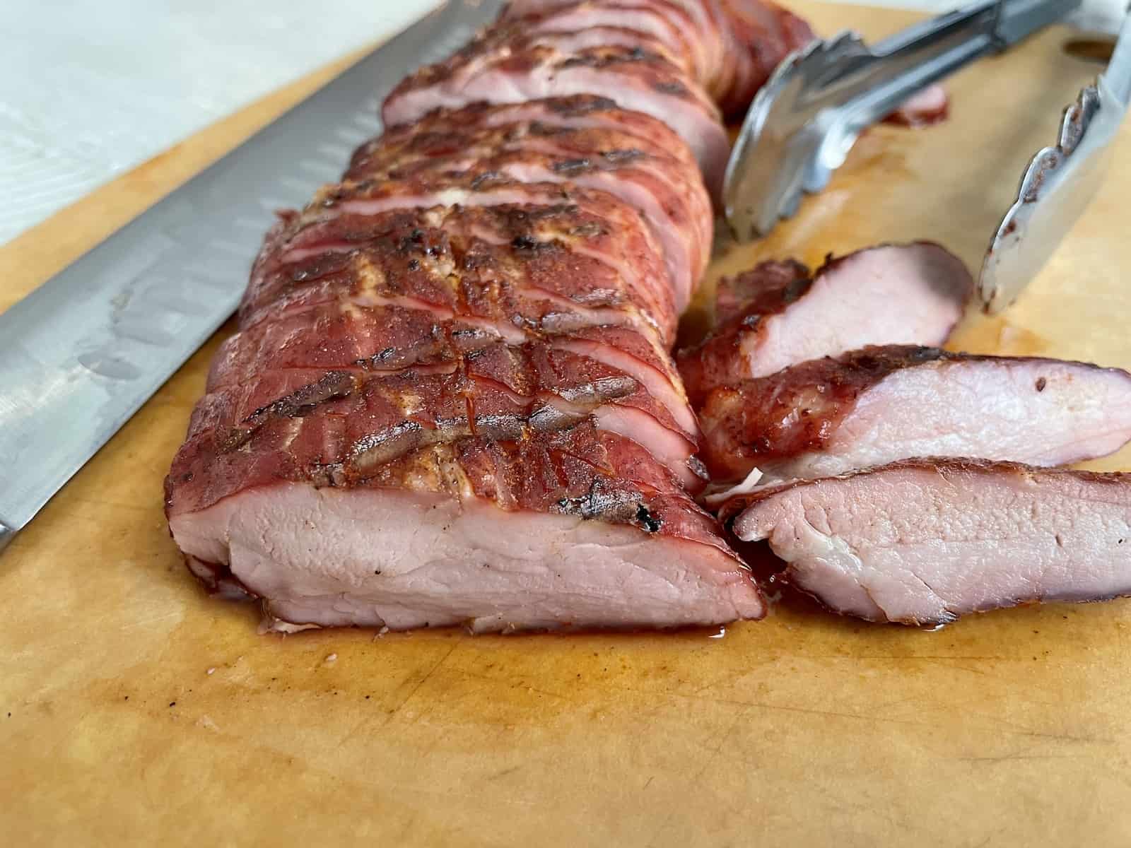 https://recipes.net/wp-content/uploads/2023/11/how-to-cook-a-pork-tenderloin-on-a-traeger-1699114591.jpg