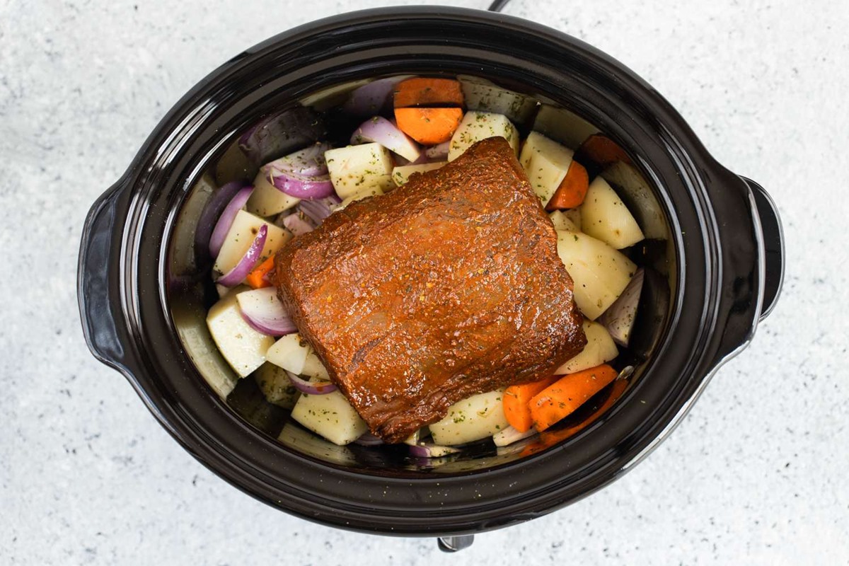 how-to-cook-a-tri-tip-roast-in-a-crock-pot
