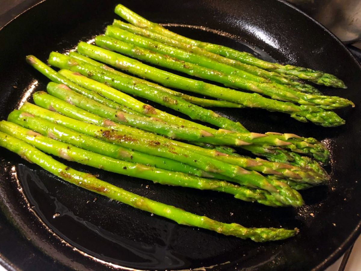how-to-cook-asparagus-on-the-stove-top