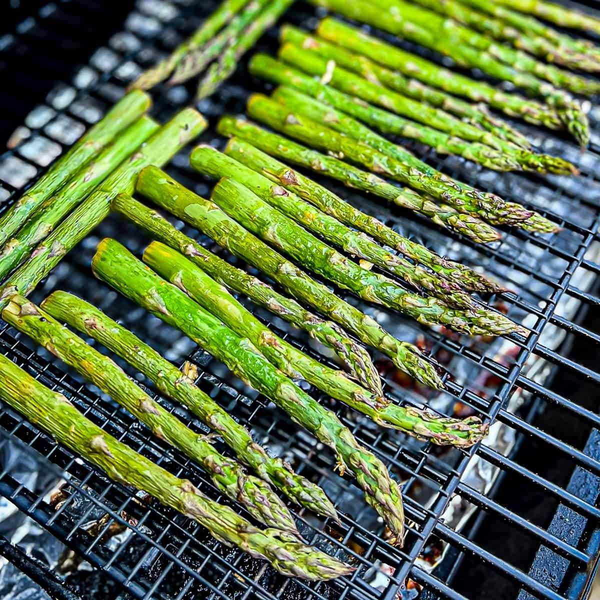 how-to-cook-asparagus-on-traeger