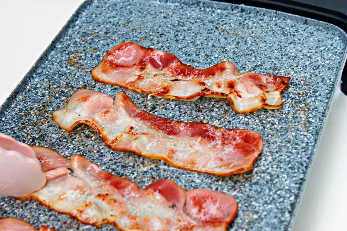 how-to-cook-bacon-on-an-electric-griddle
