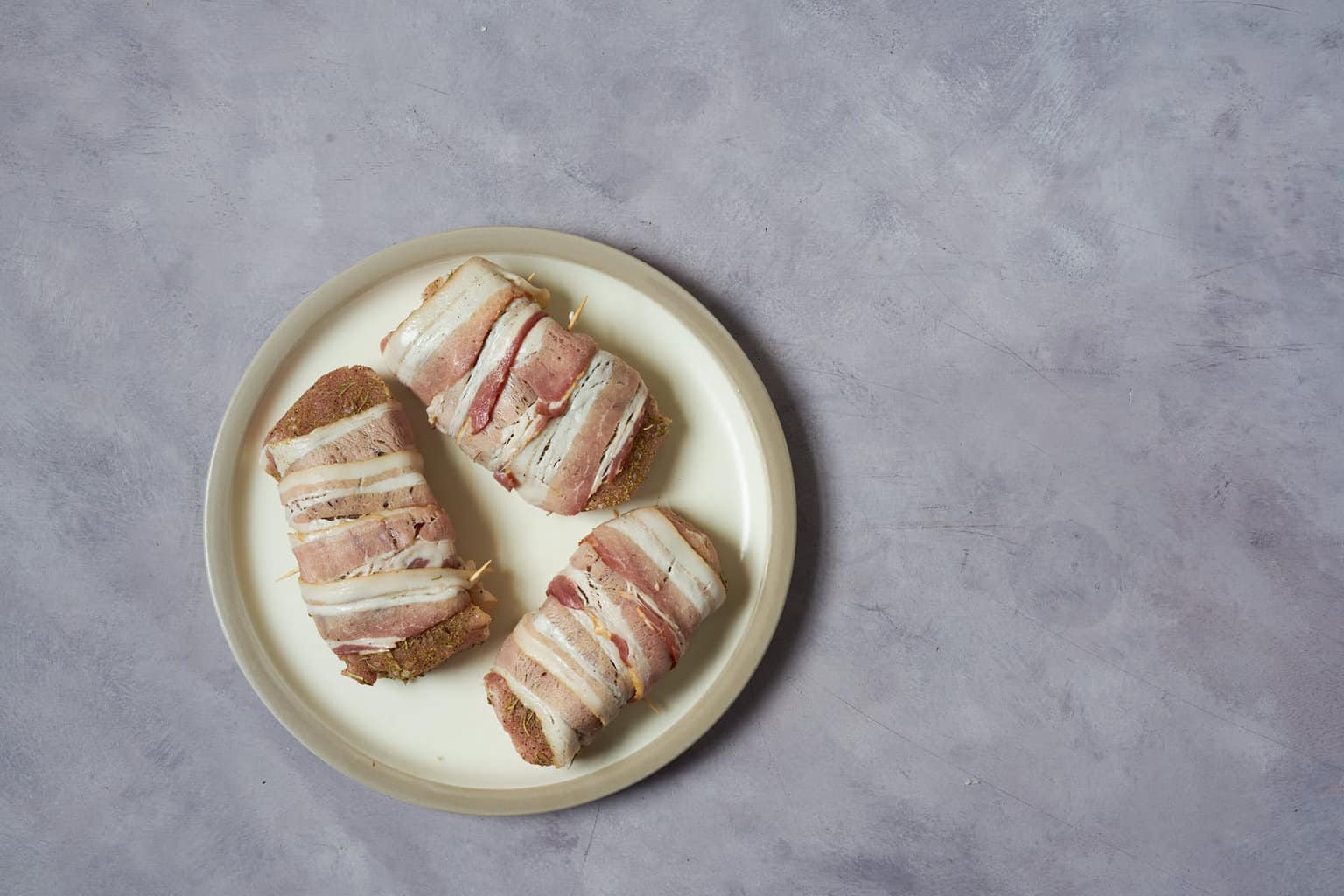 how-to-cook-bacon-wrapped-pork-chops-in-the-oven