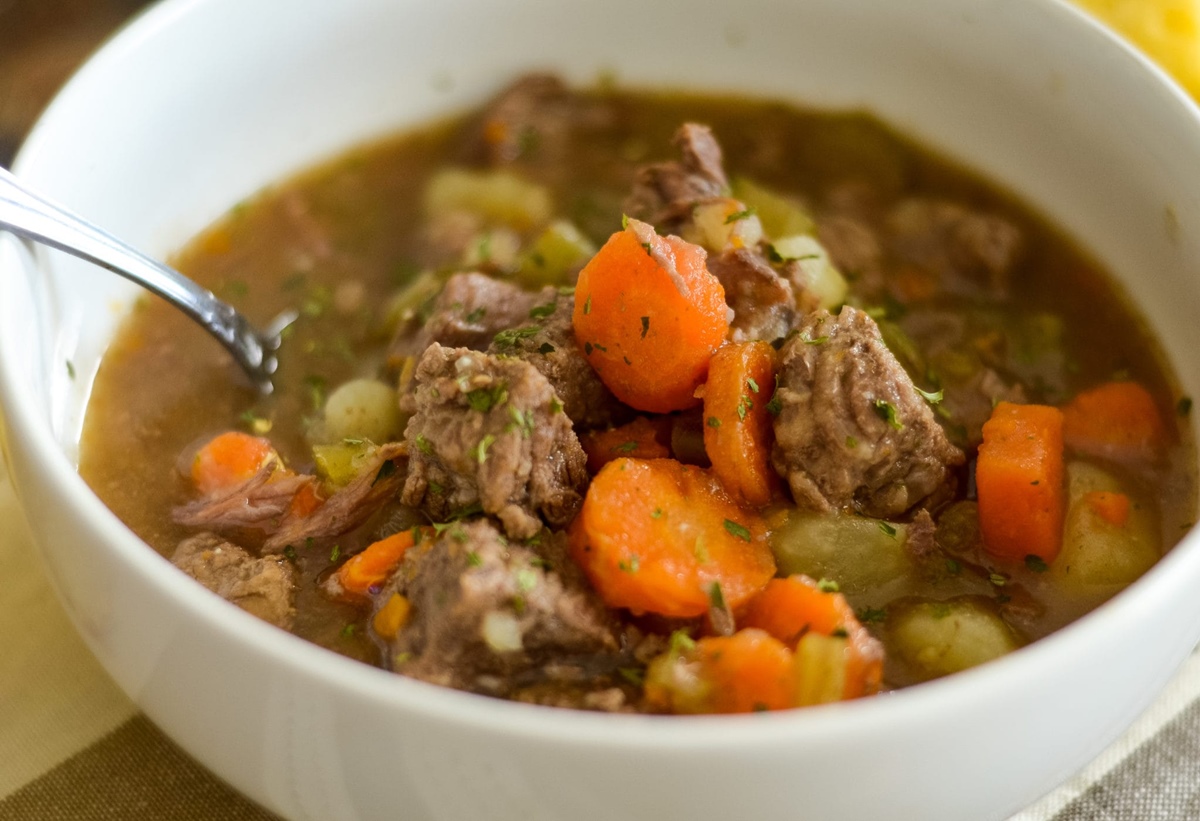 https://recipes.net/wp-content/uploads/2023/11/how-to-cook-beef-stew-in-ninja-foodi-1699326631.jpg