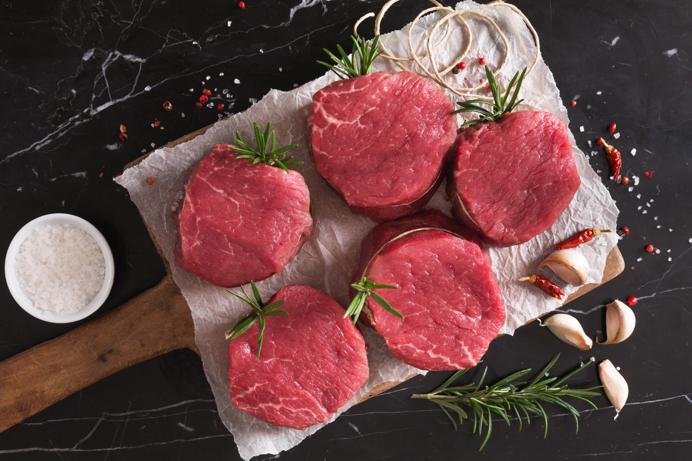 how-to-cook-beef-tenderloin-steak-in-air-fryer