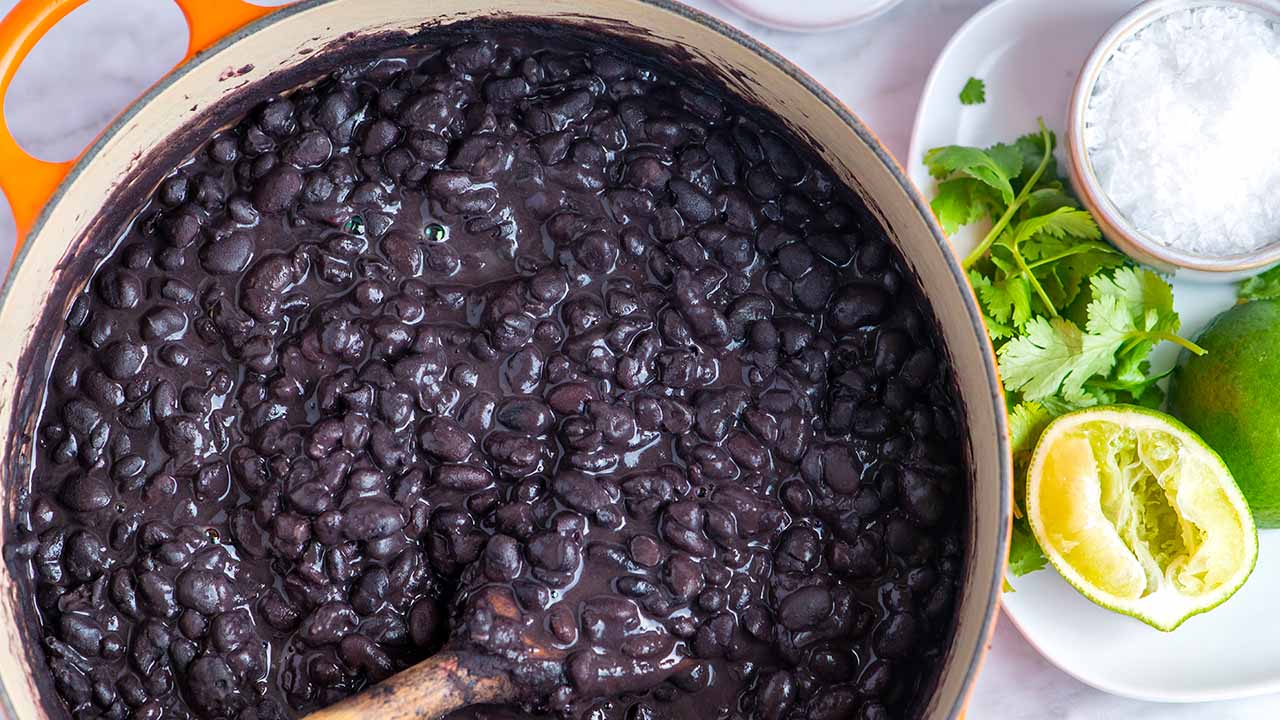 how-to-cook-black-beans-in-a-pressure-cooker