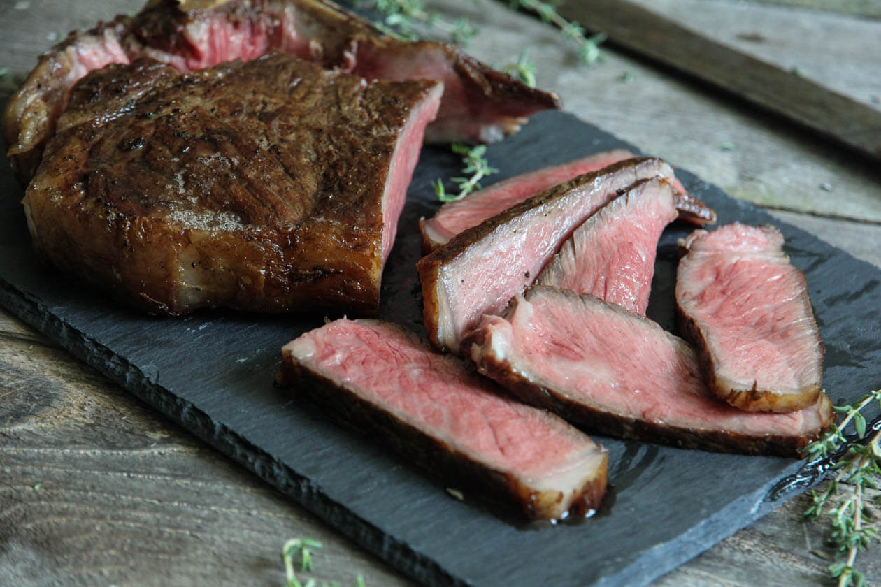 how-to-cook-bone-in-strip-steak