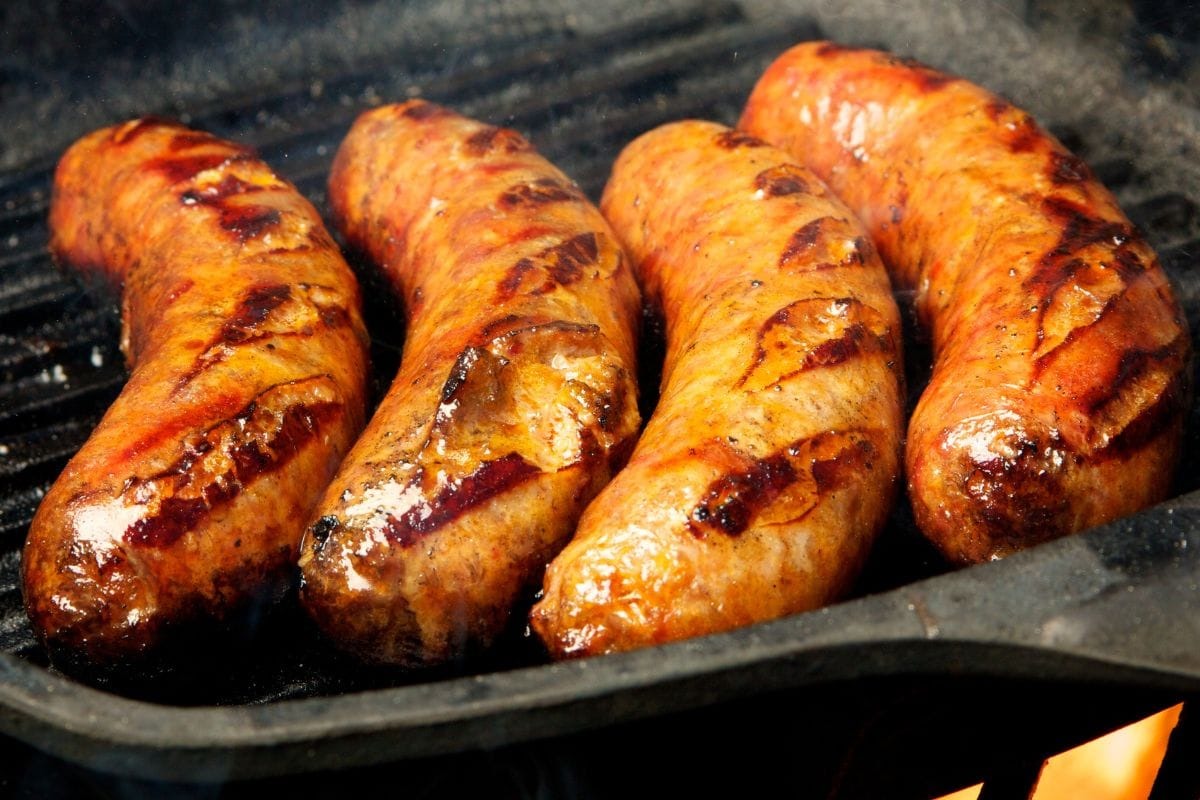 how-to-cook-brats-on-flat-top-grill