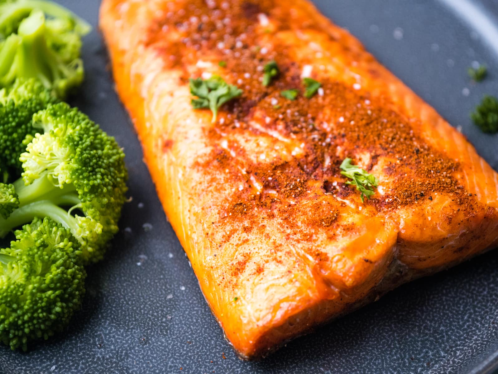 how-to-cook-cedar-plank-salmon-in-air-fryer
