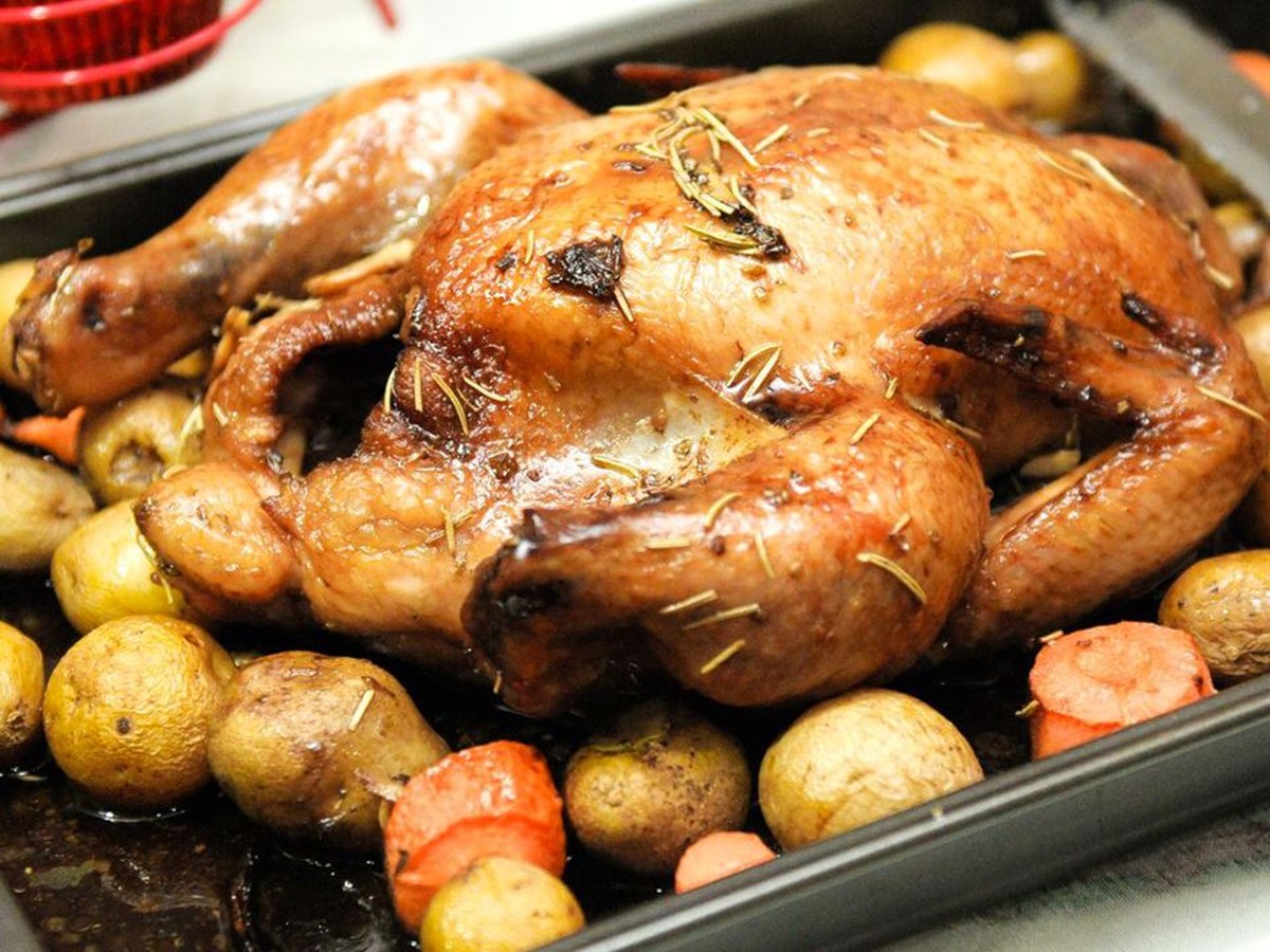 how-to-cook-chicken-and-potatoes-in-the-oven