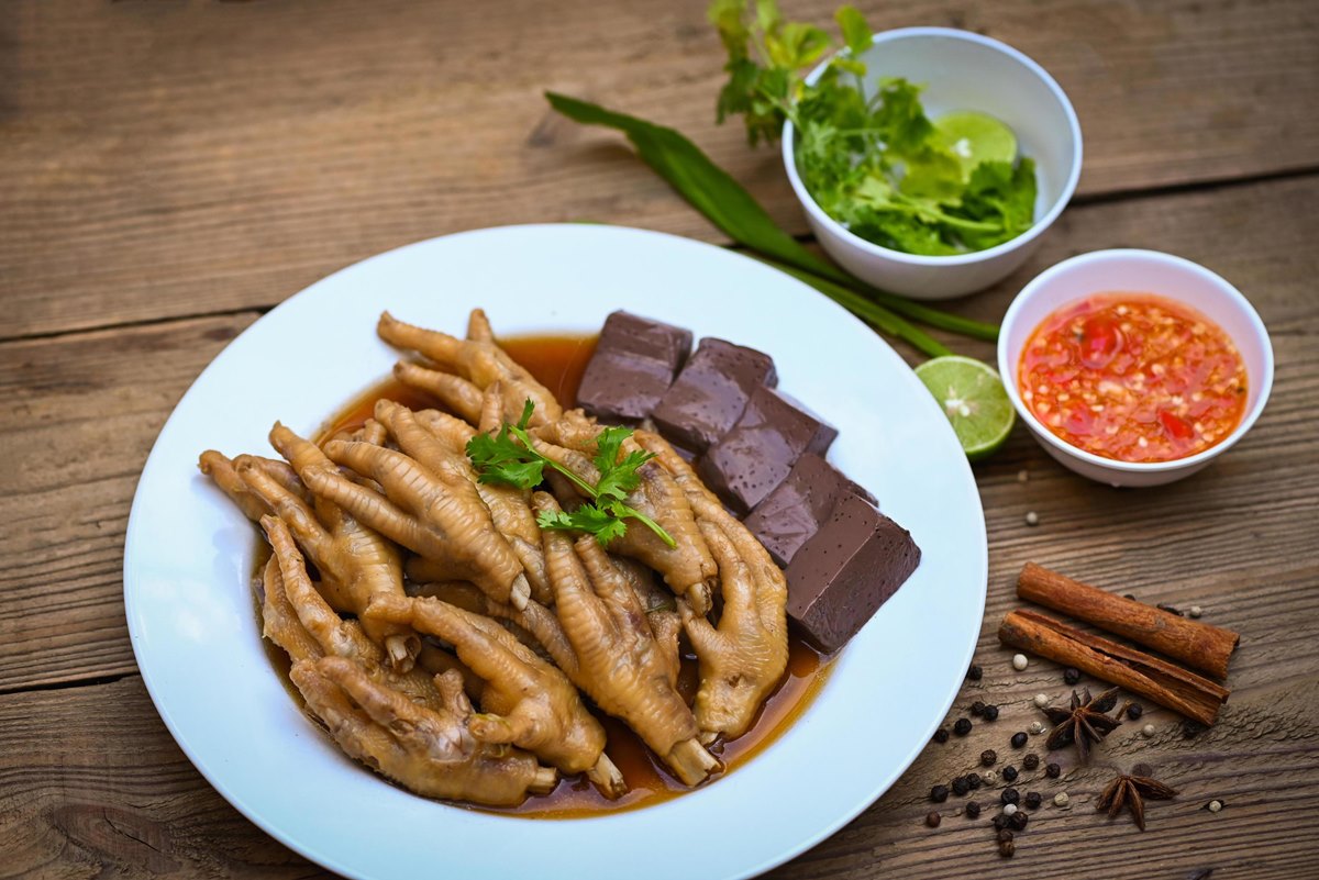 how-to-cook-chicken-feet-soup