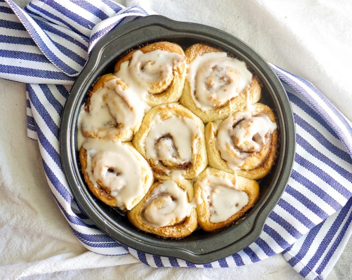 how-to-cook-cinnamon-rolls-in-the-microwave