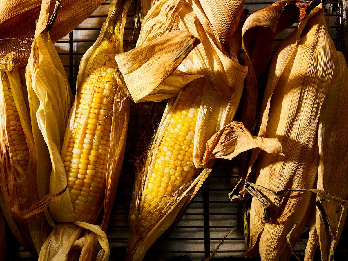 How To Cook Corn On The Cob In The Oven In The Husk - Recipes.net